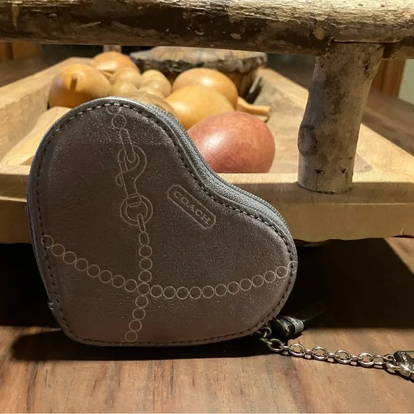 Coach Heart-Shaped Leather Bag in Metallic Gray purse charm and coin purse - Picture 4 of 5